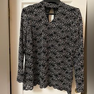 Roz & Ali lacy blouse